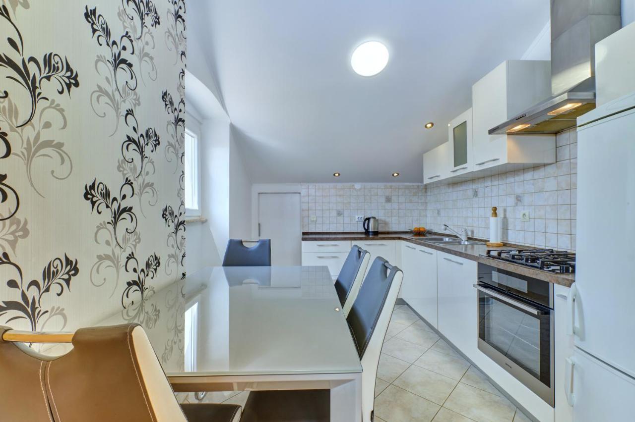 Apartment Dami Mali Lošinj Extérieur photo